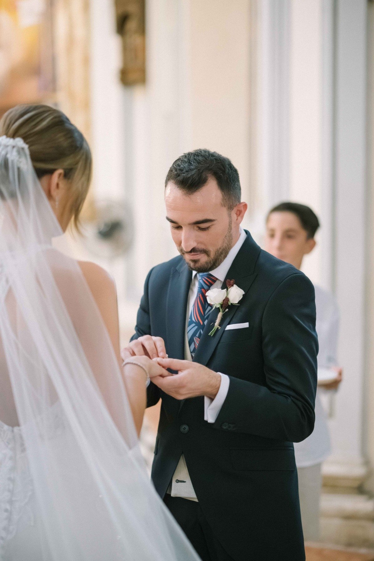 Momento de la boda de Fran y María en Cortijo Antigua Venta San Antonio, Málaga — fotografía natural y sin posar