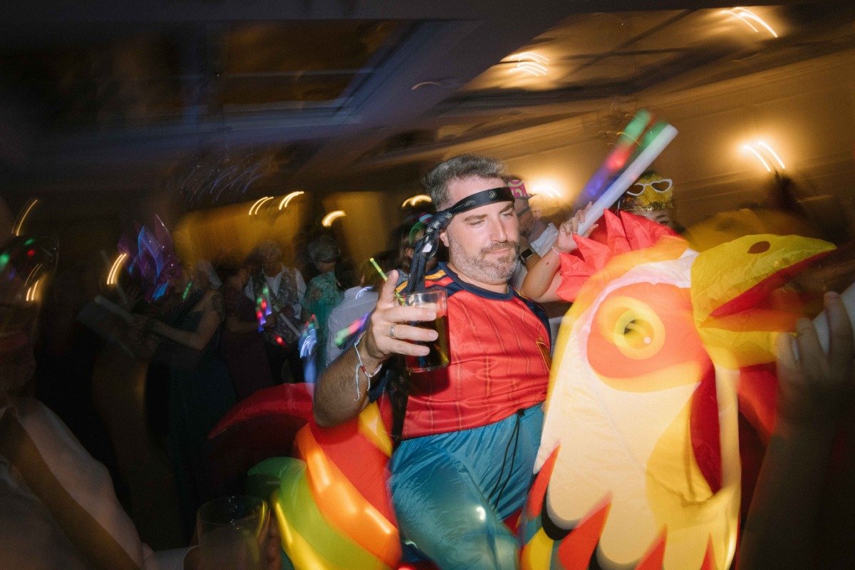 Fotografía de la fiesta de la boda de Samuel y Lidia por Adrián Jordán