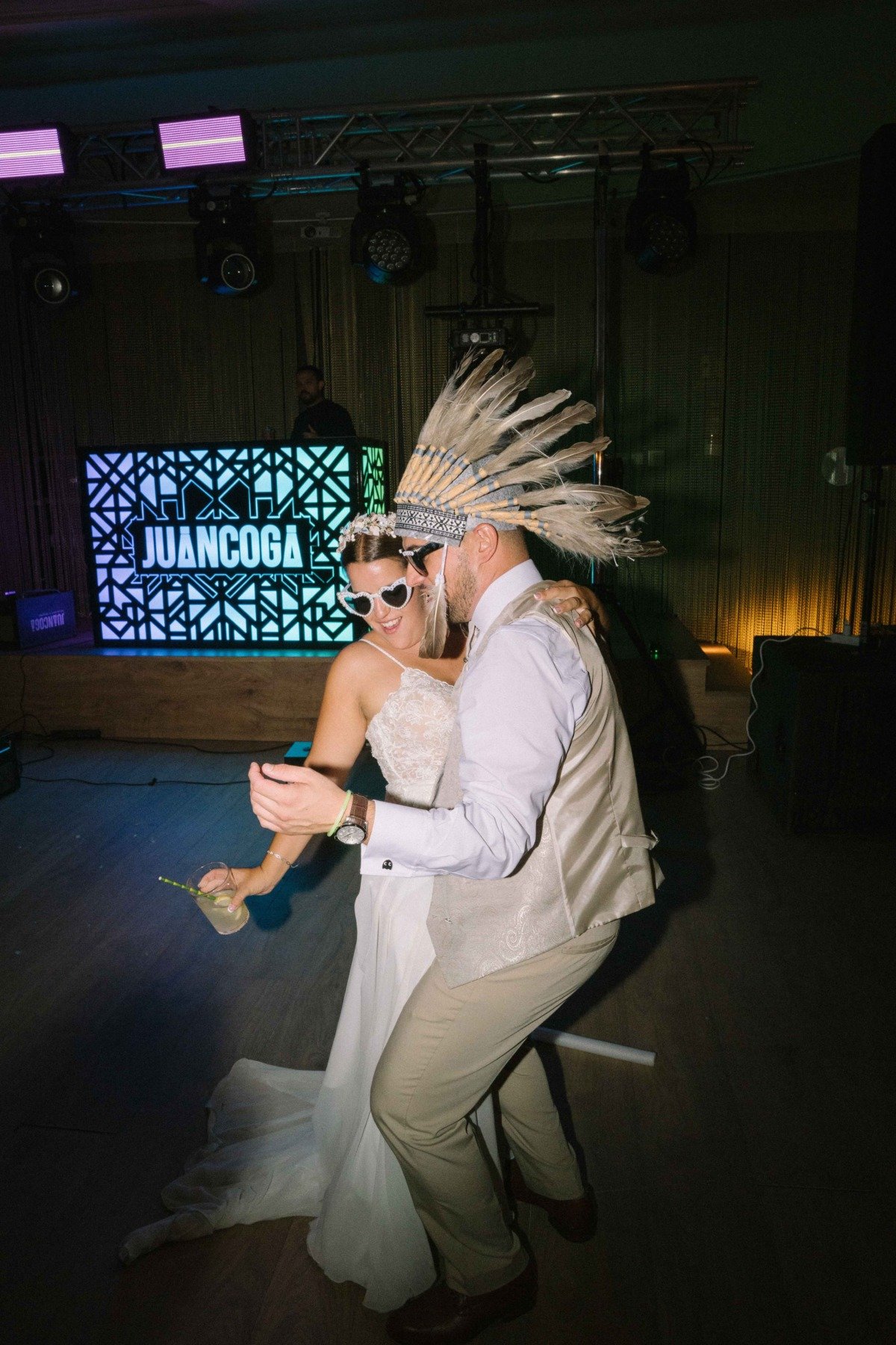 Fotografía de la fiesta de la boda de Samuel y Lidia por Adrián Jordán