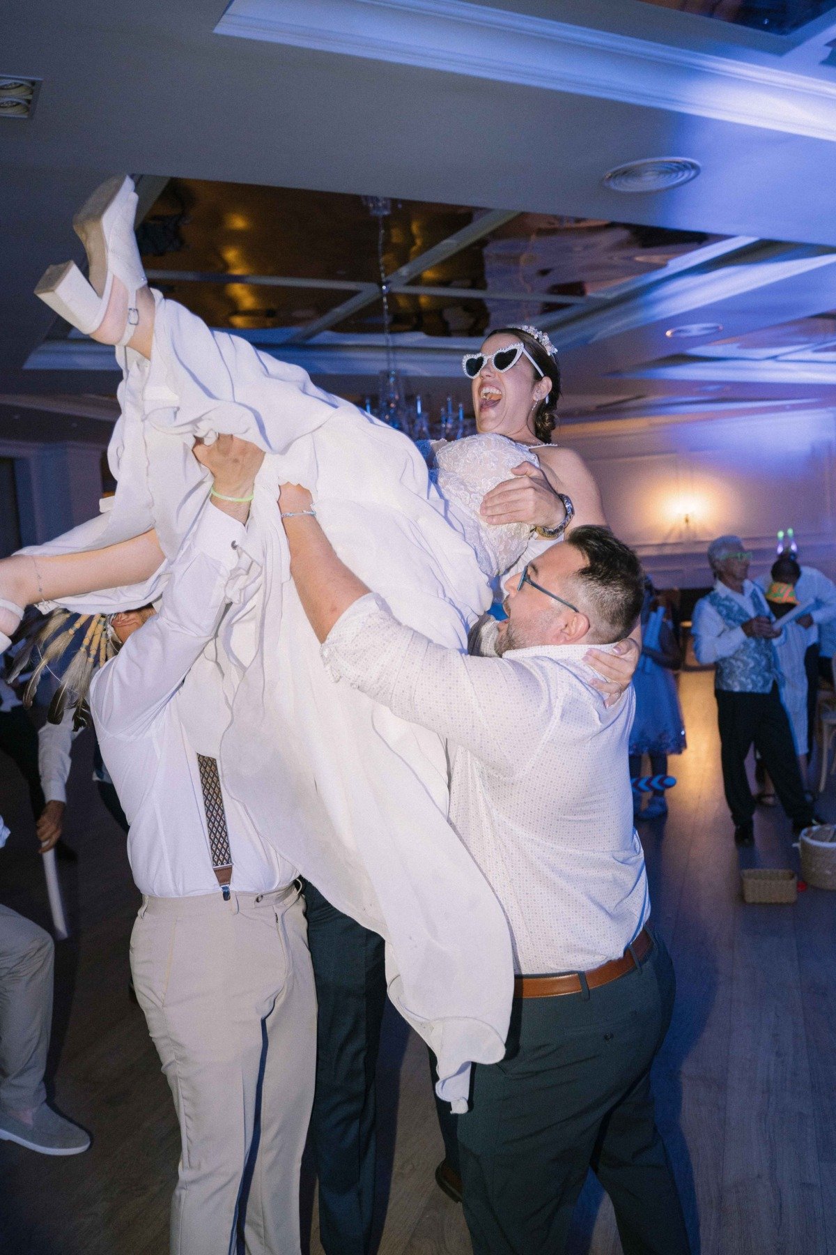 Fotografía de la fiesta de la boda de Samuel y Lidia por Adrián Jordán
